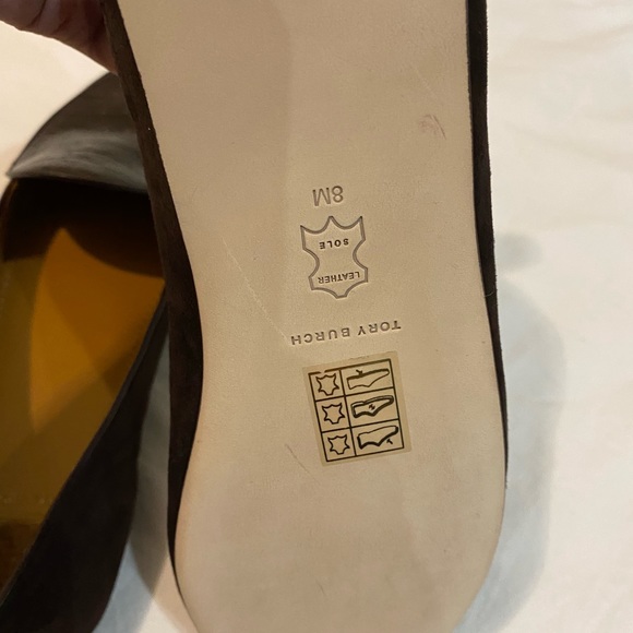 Tory Burch women’s loafer - Picture 11 of 12